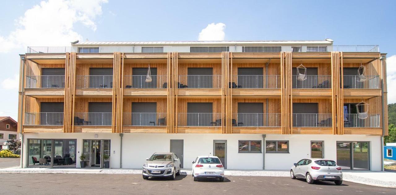 Hotel Weiss Munderfing Exterior photo